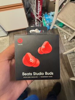 Beats Studio Buds