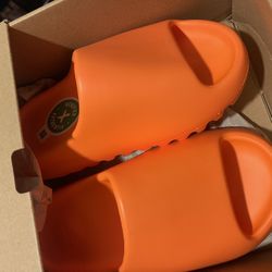 Yeezy Slide 