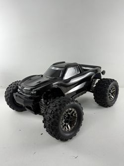 Traxxas HOSS 4x4 VXL Brushless R/C Truck