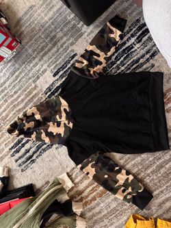 NWOT 4/5 Boys Clothes