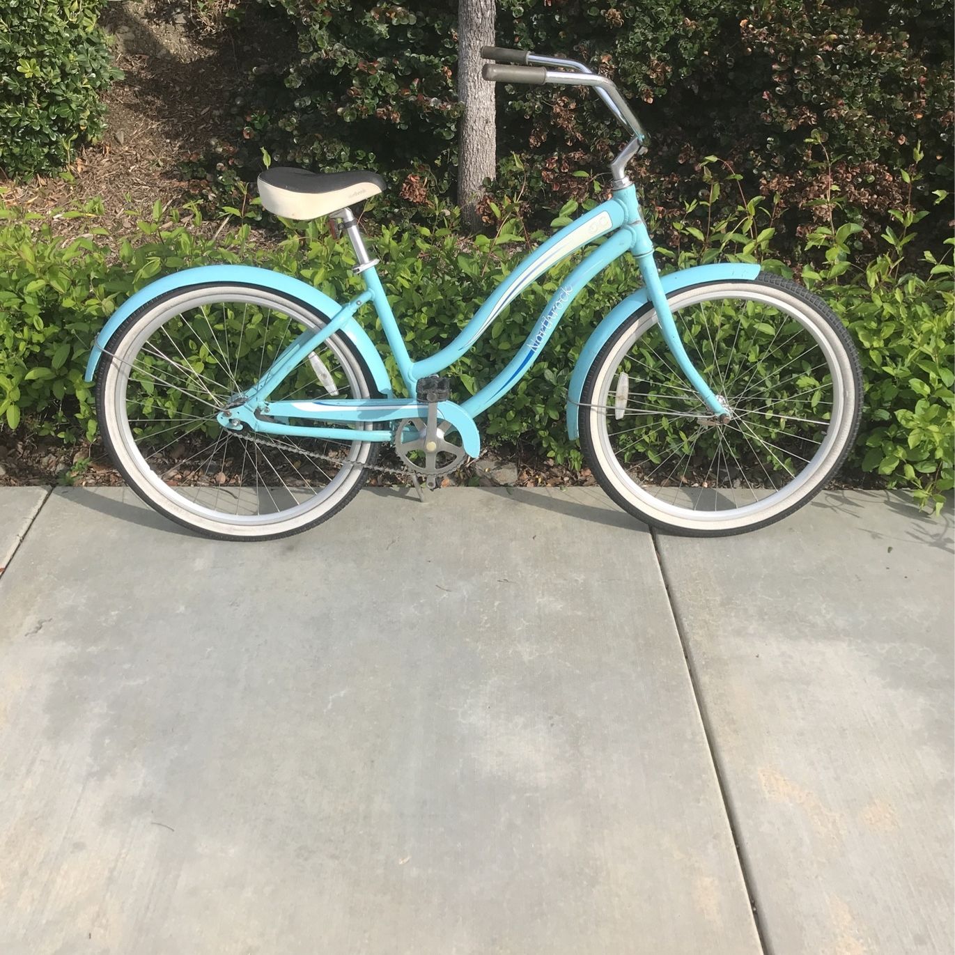 26 OC Northrock Ladies Light Blue Beach Cruiser for Sale in Lake Elsinore CA OfferUp
