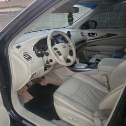 Clean Title  2013 Infiniti 