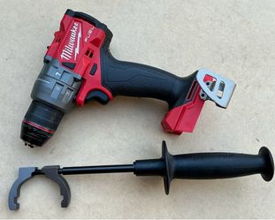 Milwaukee 2904-20 M18 FUEL 18V Lithium-Ion Brushless Cordless 1/2 in. Hammer Drill/Driver