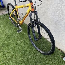 26in Cannondale F300 Mountain Bike $120