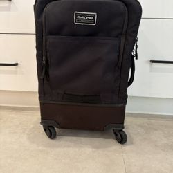 Dakine Rolling Luggage