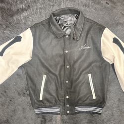 Size Large available 