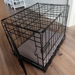 Like New Crate And Waterproof Washable Crate Bed