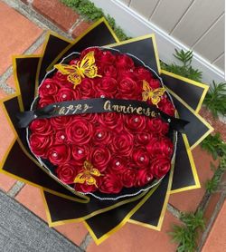 Custom Eternal Flowers For Any Special Ocation