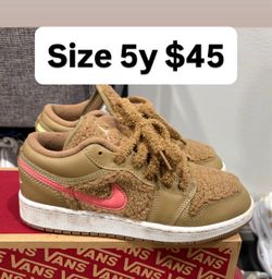 Jordan retro 1s teddy bear size 5y or women’s 6,5