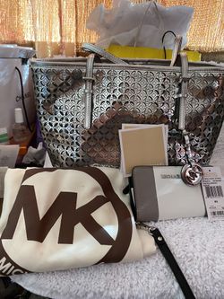 Michael Kors Tote & Wristlet 