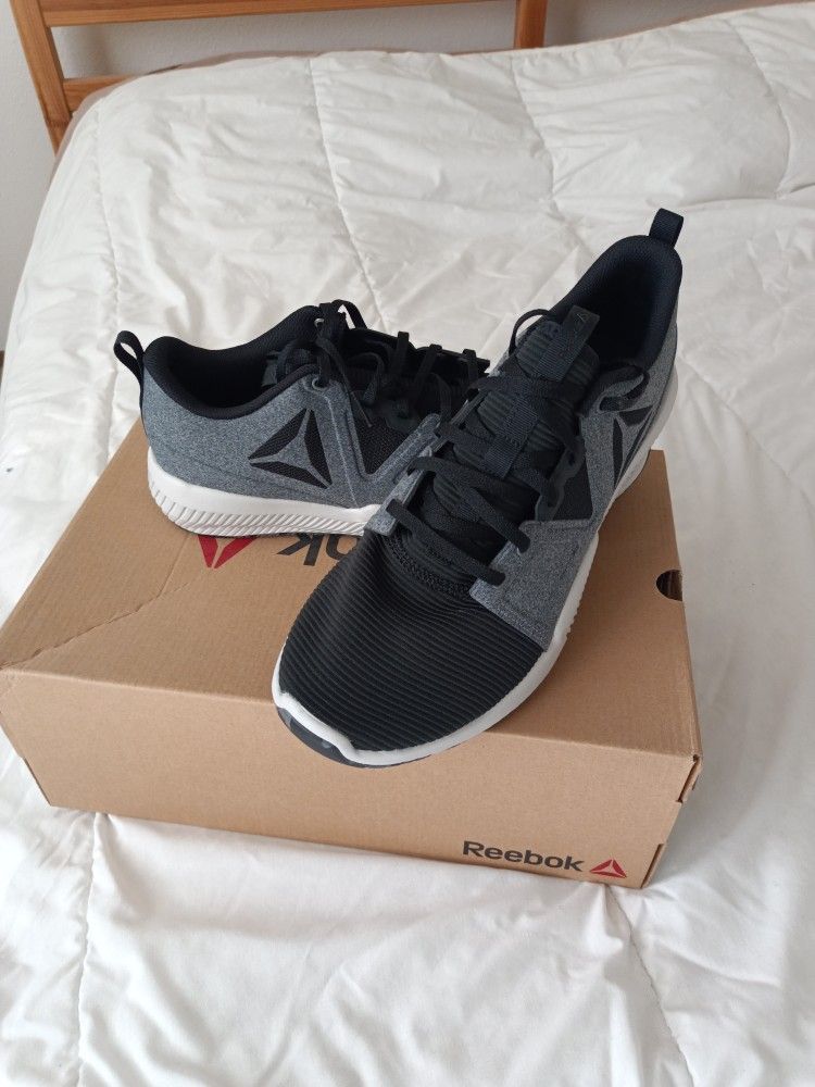 New Reebok Shoes Size9.5
