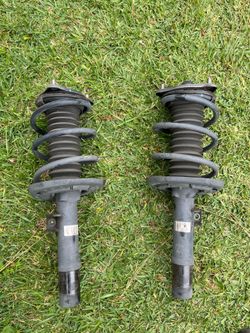 2016-2019 Honda Civic Front Shocks/Struts