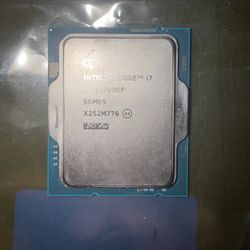intel i7 13700kf gaming cpu/ processor 