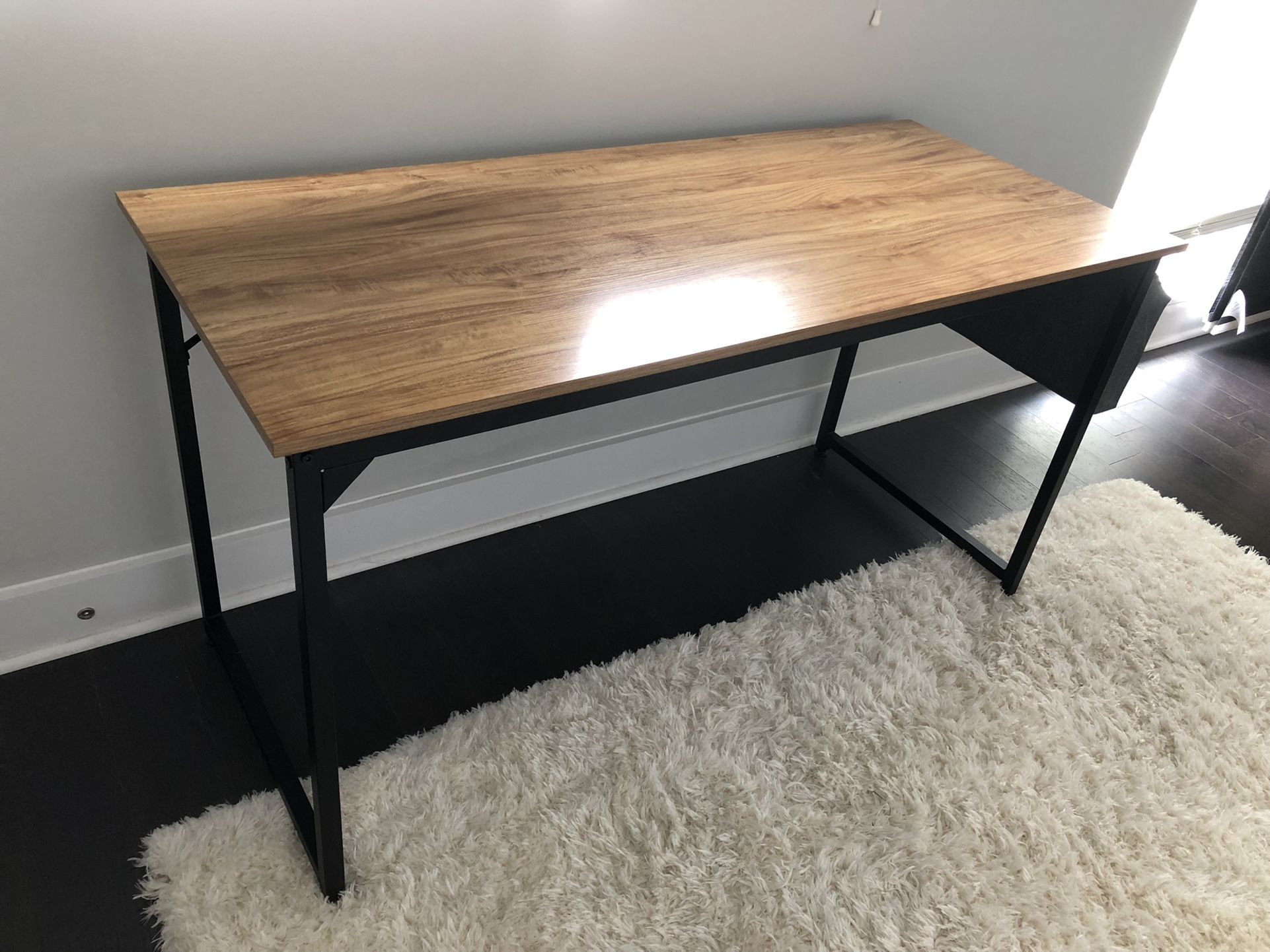 Wood Top Desk with Metal Legs 