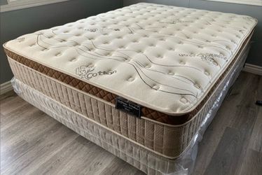 King organic cloud edition Europillow top 12inch mattress and boxspring