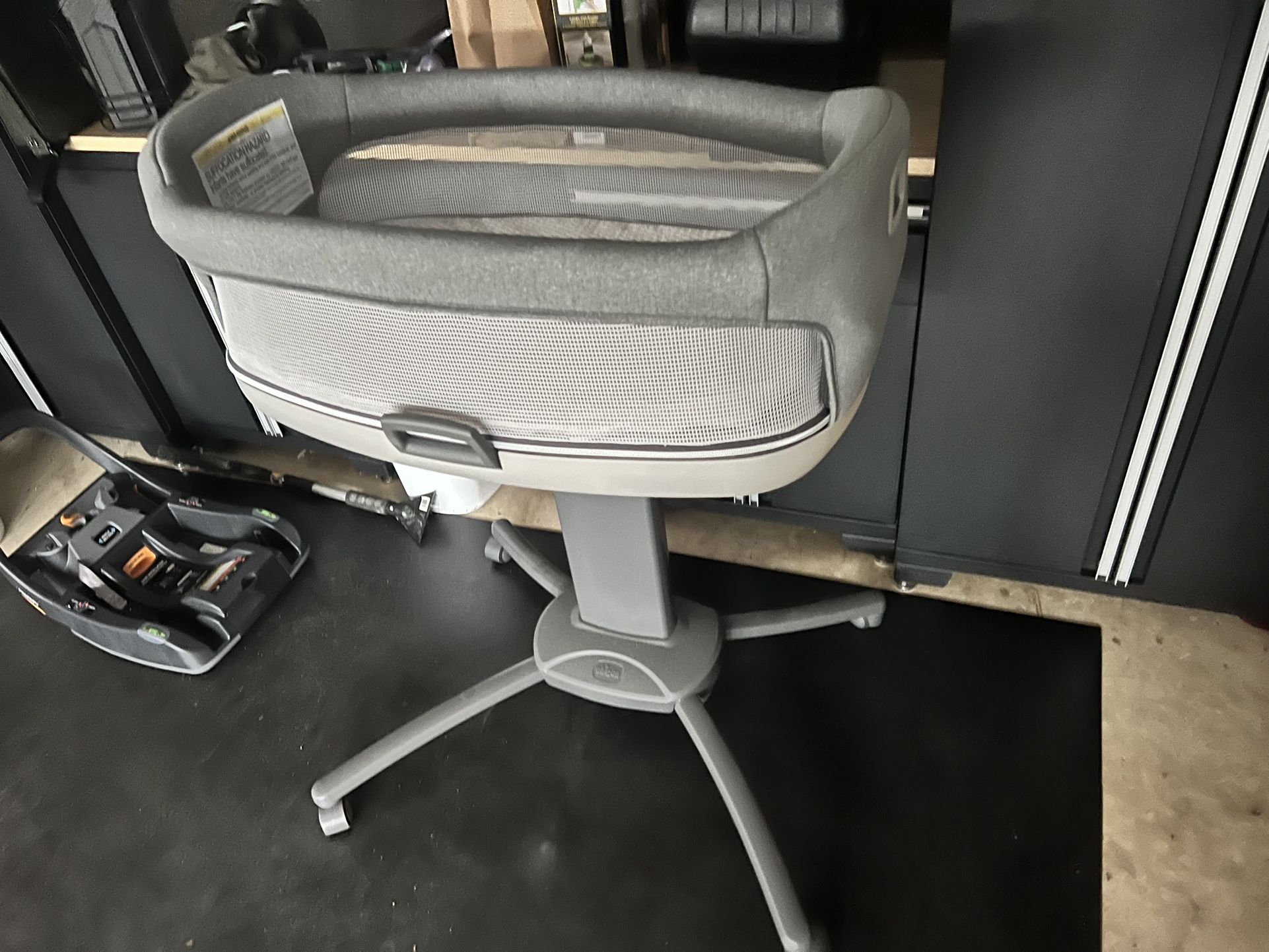 Chicco Bassinet