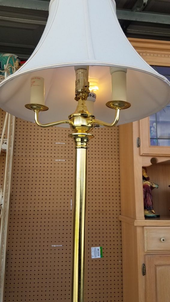 Decorative floor lamp