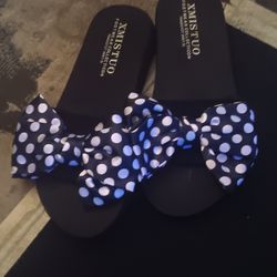 Women's sandals