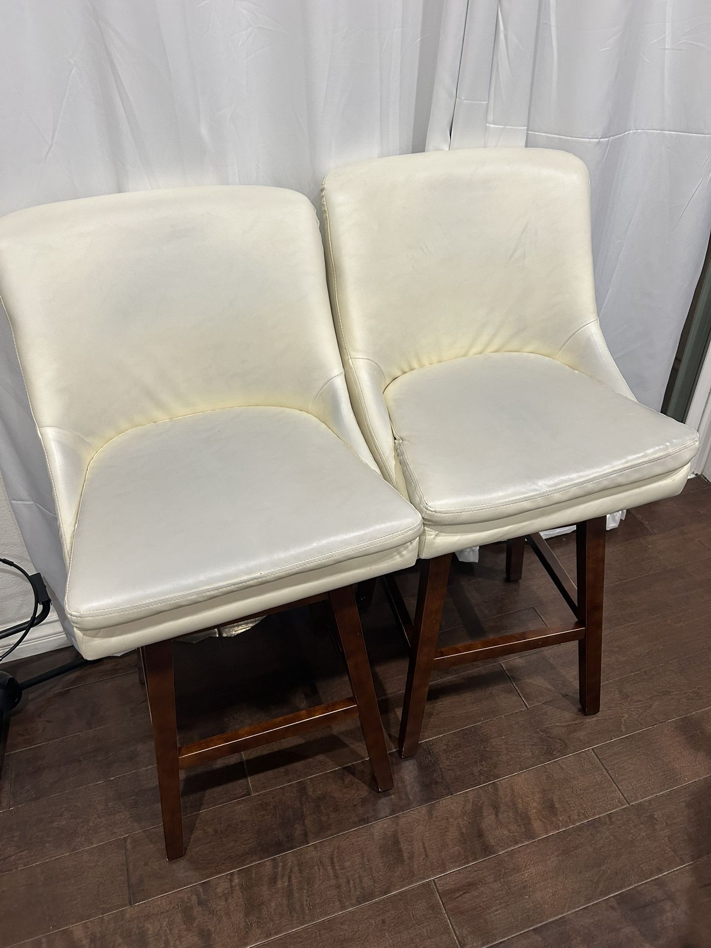 Free Bar Stools