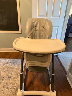 Graco Blossom 6-in-1 Convertible High Chair – Gray