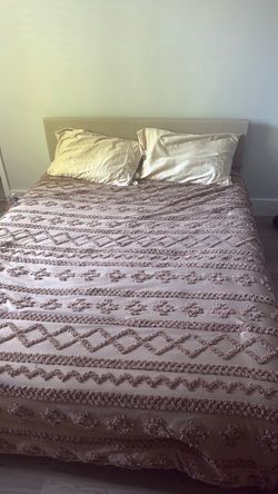 Platform bed