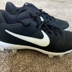Nike Size 8 Football Cleats