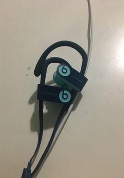 Powerbeats 3
