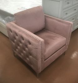 New Accent Chair 🔥🔥 HOT BUY