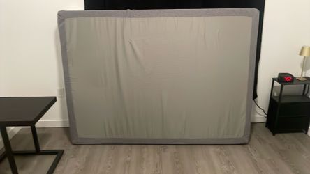 Full size mattress