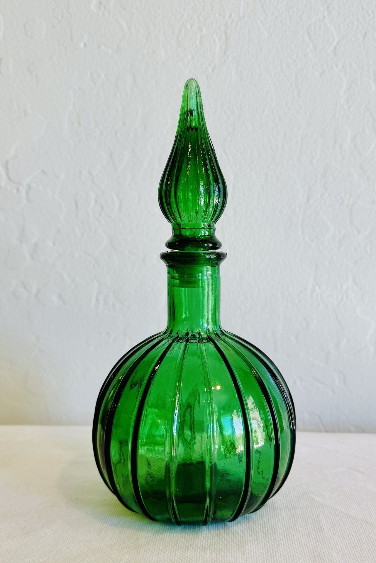 Vintage Empoli Italian Green Onion/Globe Genie Bottle decanter