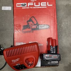 M12 Fuel Hatchet Chain Saw 6” With 4.0 XC battery And Charger 