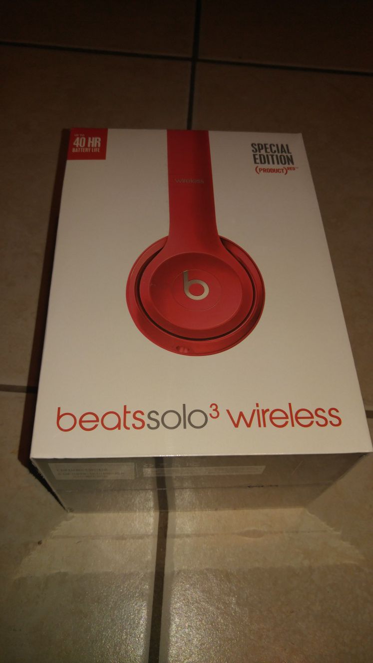 Beats Solo 3 Wireless Red
