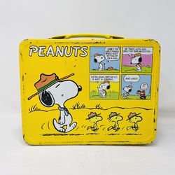 1965 Vintage Peanuts Charlie Brown Snoopy Metal Lunch Box GUC NO THERMOS 