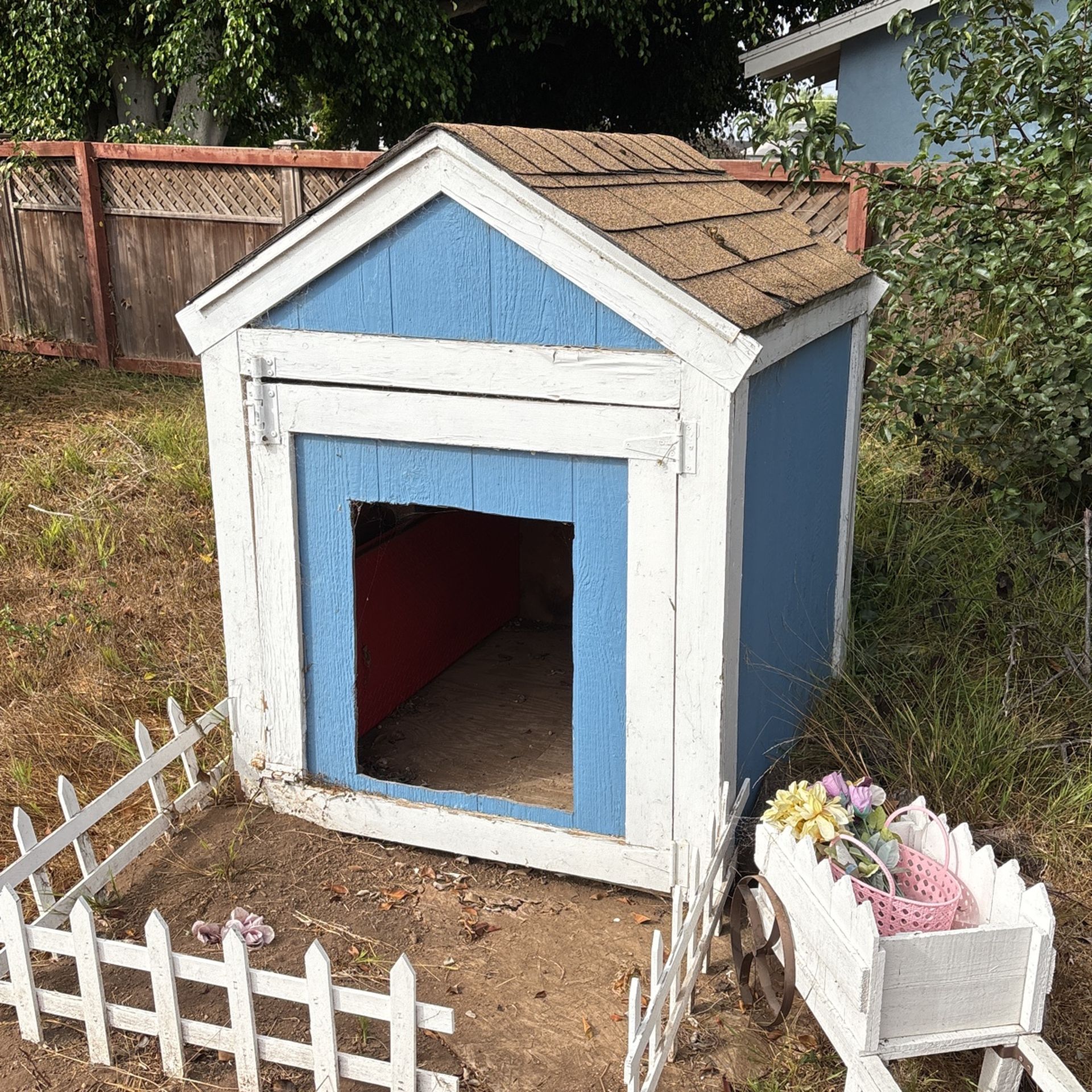 Dog House