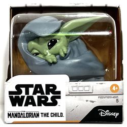 STAR WARS MANDALORIAN THE CHILD THE BOUNTY COLLECTION FIGURE #5 SECURITY BLANKET New