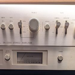 Realistic SA-2001 Stereo Amplifier