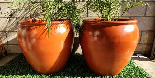 Terracotta 35 gallon planters 2 for $160 FREE DELIVERY IN SD
