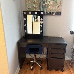 Vanity With Chair