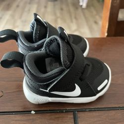 Baby shoes