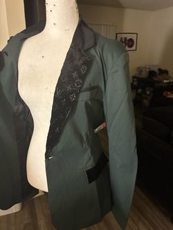 Men’s blazer size large