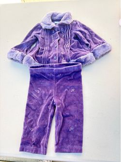 Pantalón y suéter para bebé como nuevo talla 3/6 meses $10