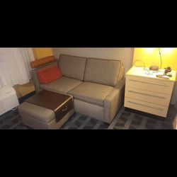 Full-Size Fold Out Couches