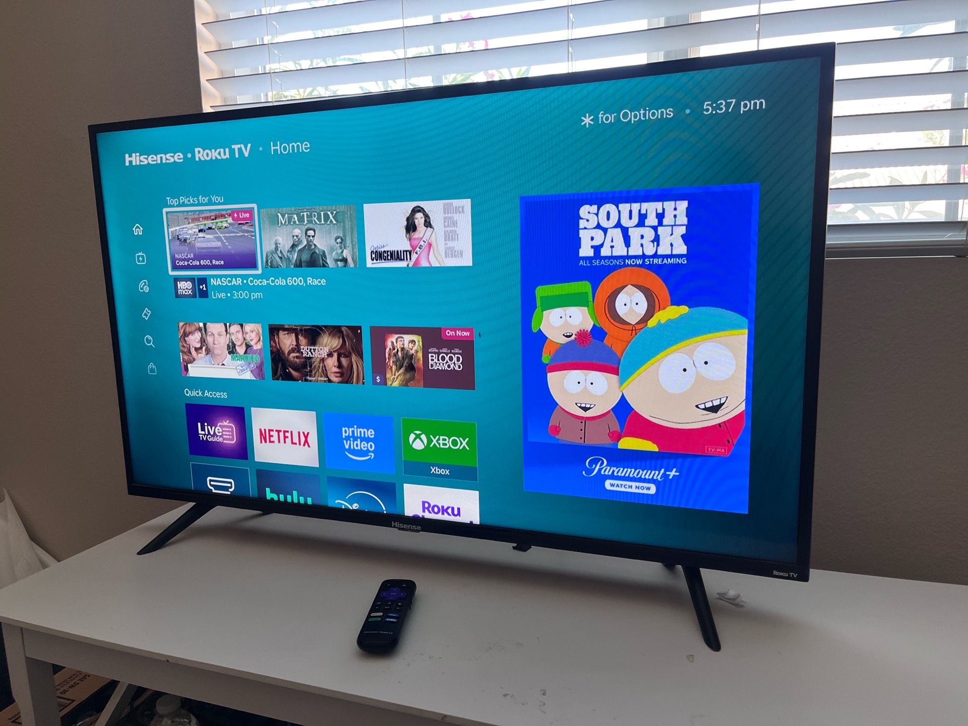 Hisense Roku TV 40”