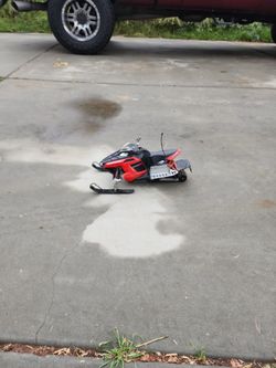 R/C Snowmobile