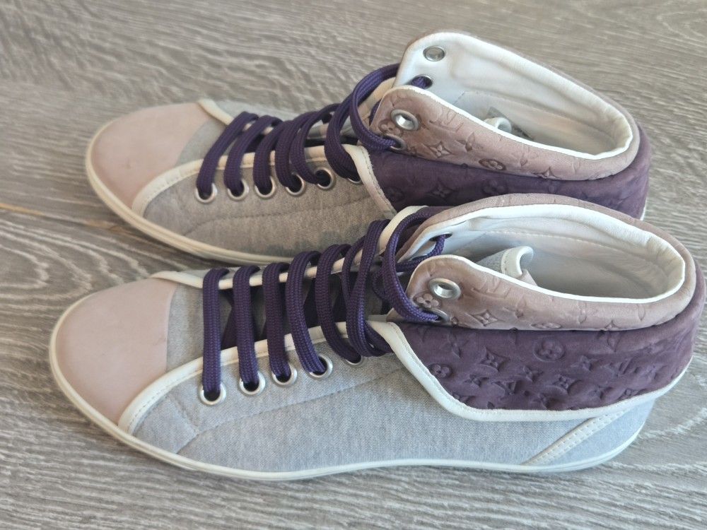 Genuine Louis Vuitton Women´s Sneakers