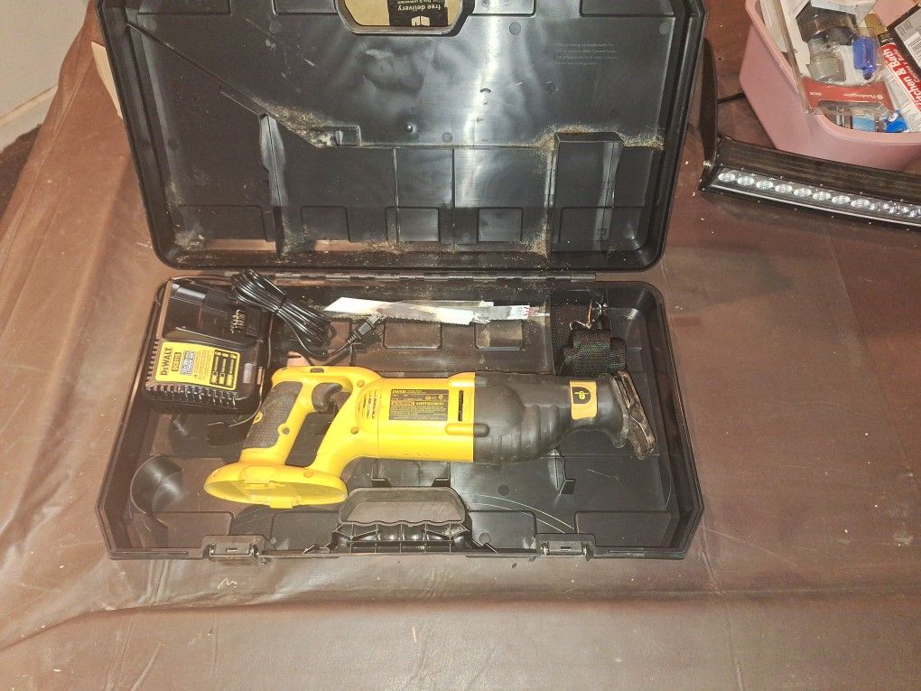 Dewalt 18v Sawzall