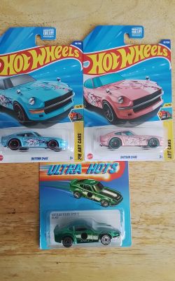 HOT WHEELS DATSUN 240Z $15 X3