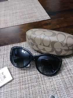 New with tag coach women sunglasses