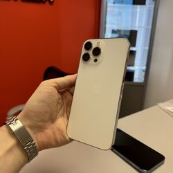 Apple iPhone 13 Pro Max 128GB unlocked To Any Carrier! 