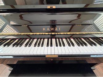 Kawai Upright Piano – Made in Japan – Excellent Condition